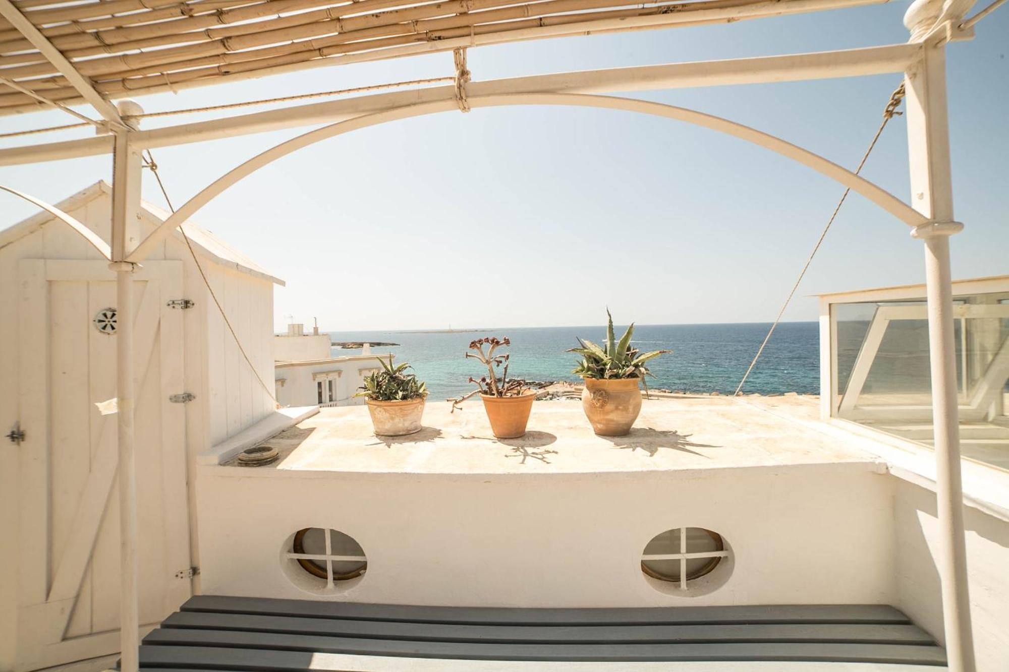 Вілла 4 Balconi House-San Gregorio Palazzo Unico Vista Mare Галліполі Екстер'єр фото