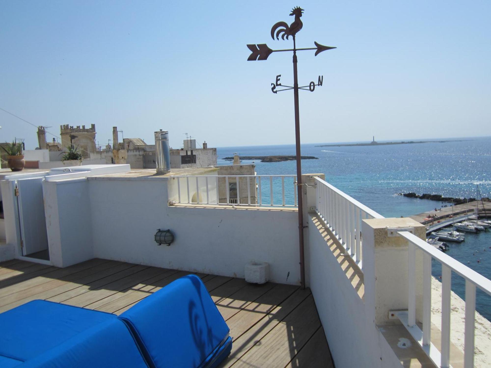 Вілла 4 Balconi House-San Gregorio Palazzo Unico Vista Mare Галліполі Екстер'єр фото