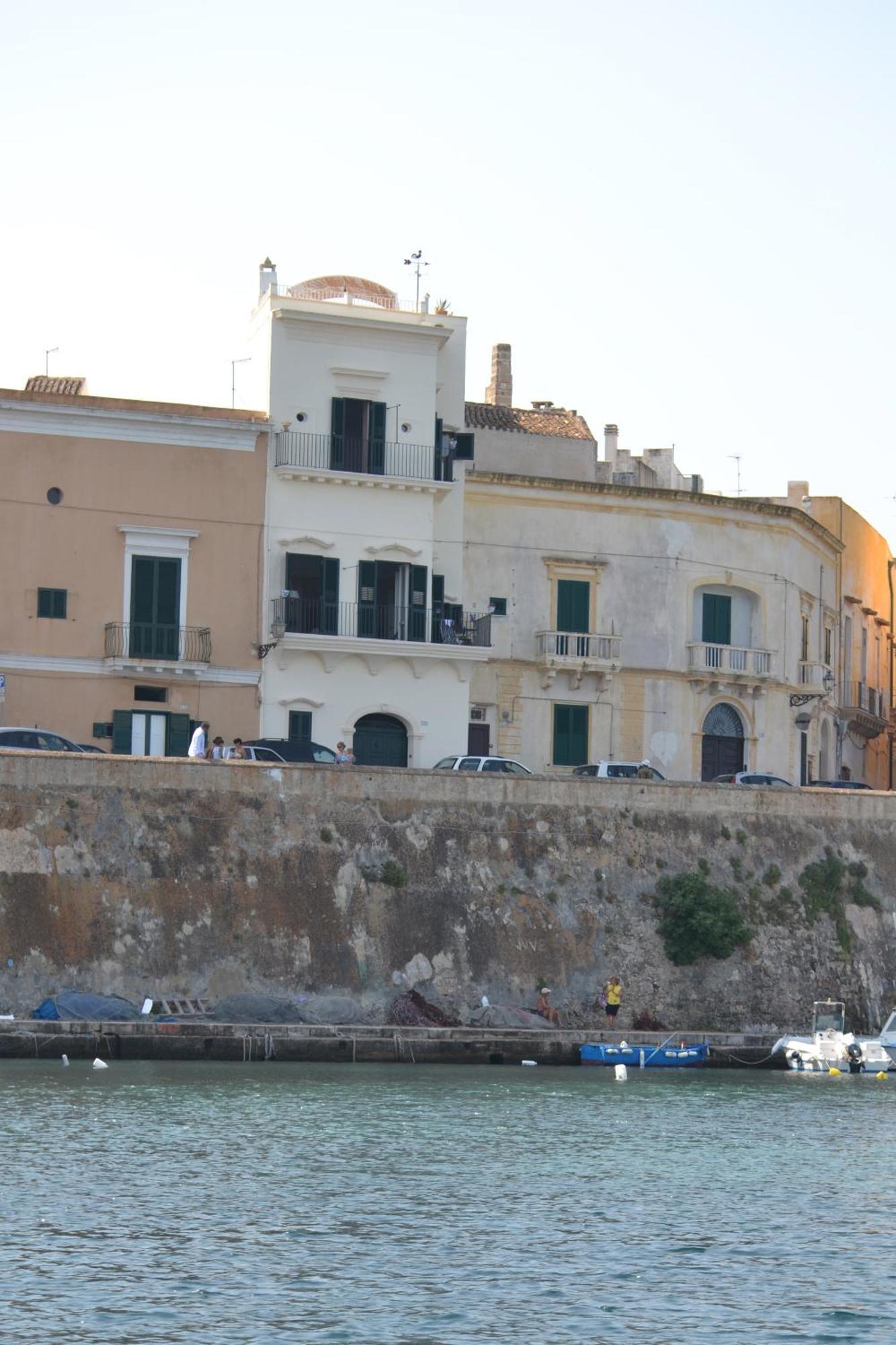 Вілла 4 Balconi House-San Gregorio Palazzo Unico Vista Mare Галліполі Екстер'єр фото